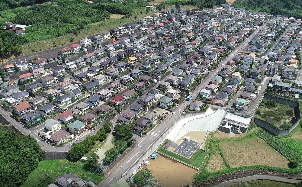 Small Japanese community with semi-decentralised infrastructure provided by an Independent Utility.