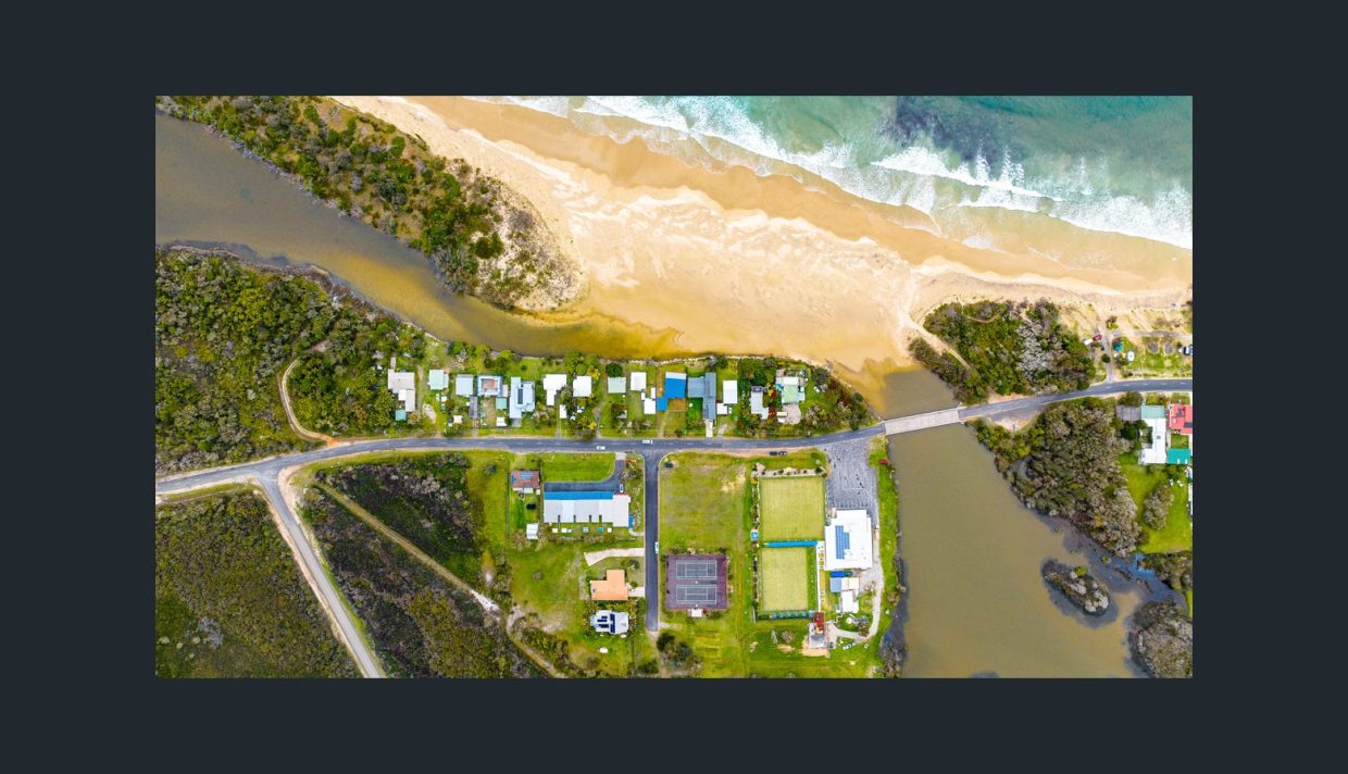 The Brooms Head Bowling Club is situated between the river mouth and the ocean within a pristine national park so it is important to ensure correct buffers from the sewage treatment plant to protect people and the environment.